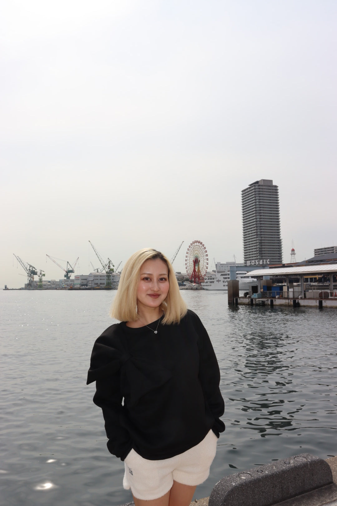 Big Ribbon Sweat　ビッグリボンスウェット