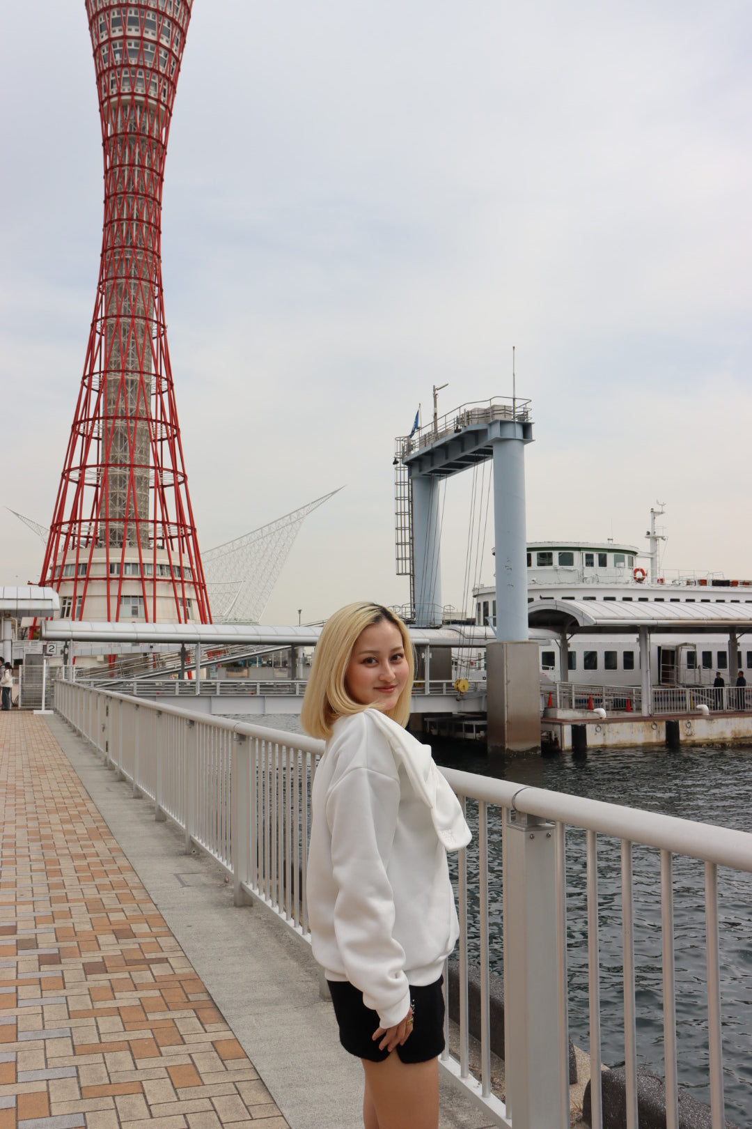 Big Ribbon Sweat　ビッグリボンスウェット