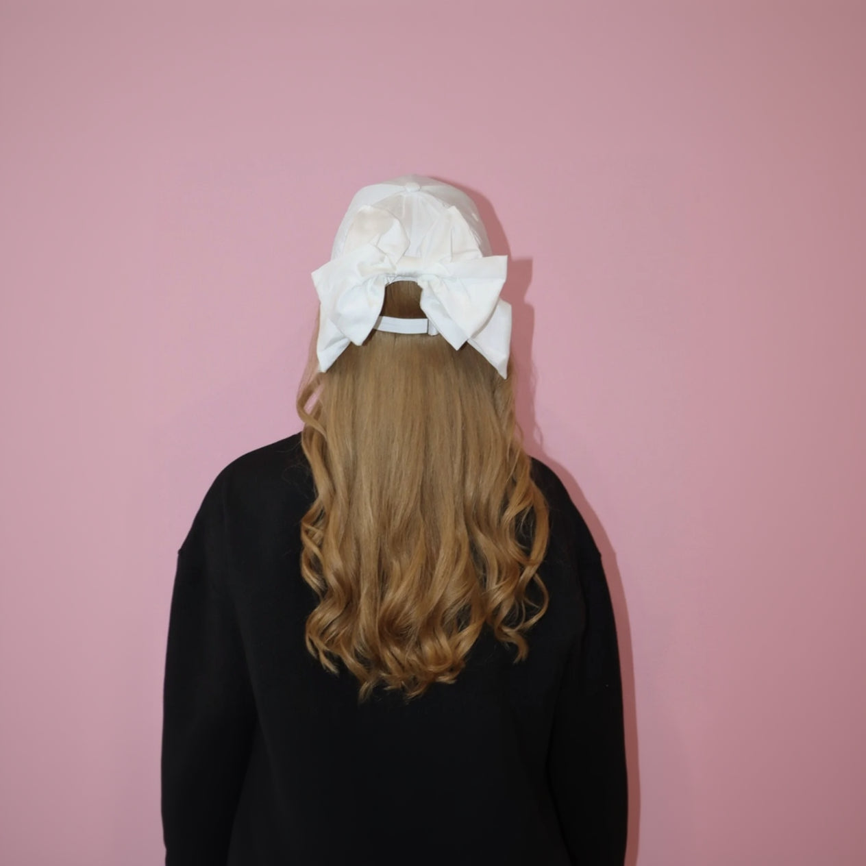 ENCORE Back Ribbon Cap